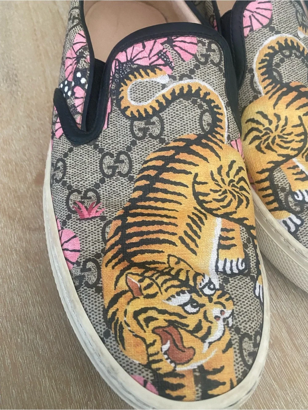 Gucci Dublin Bengal Tiger GG Supreme Slip-On Sneakers Size 8 (38)